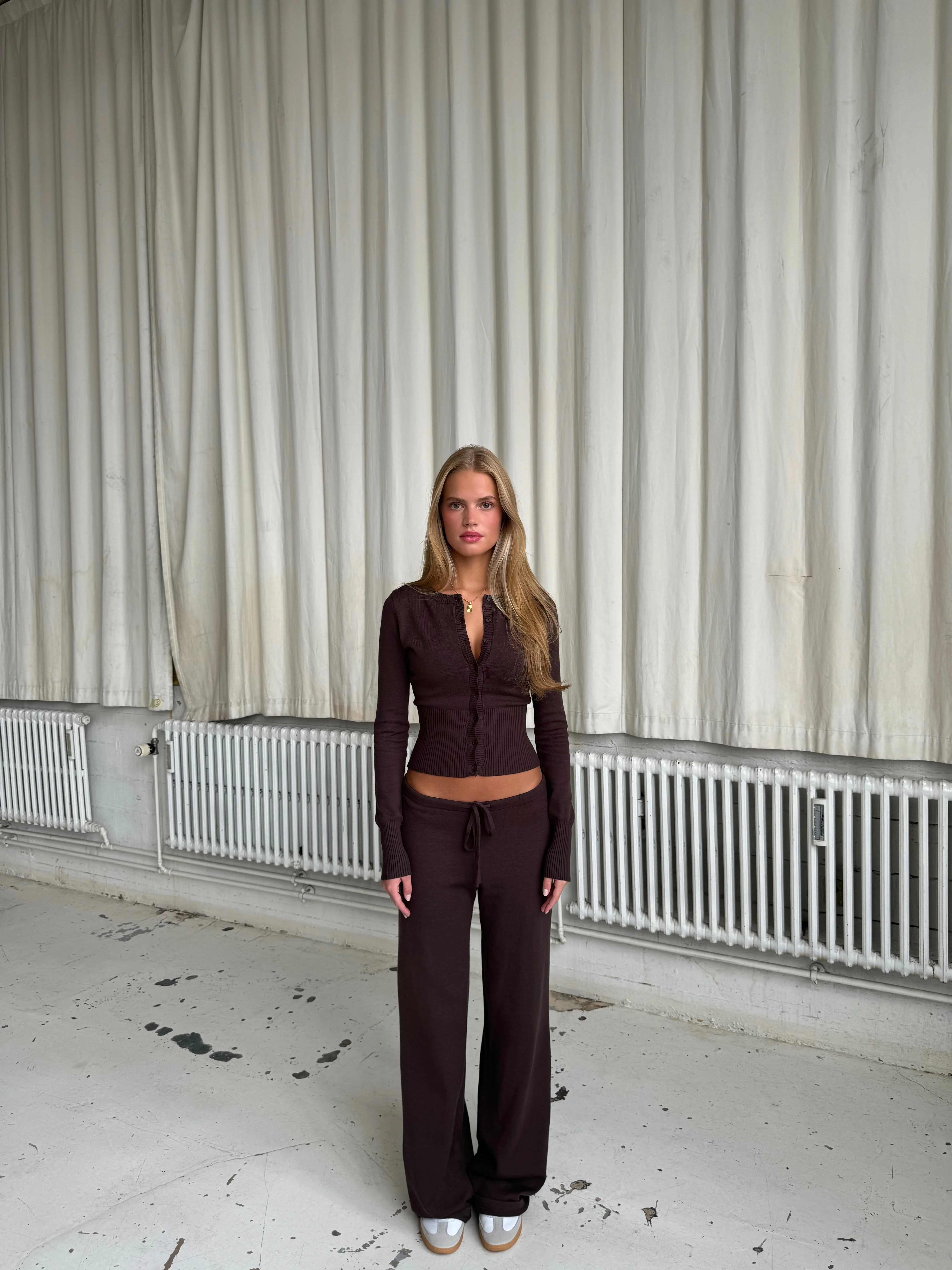 Knit Cardigan - mørk brun - Image 2