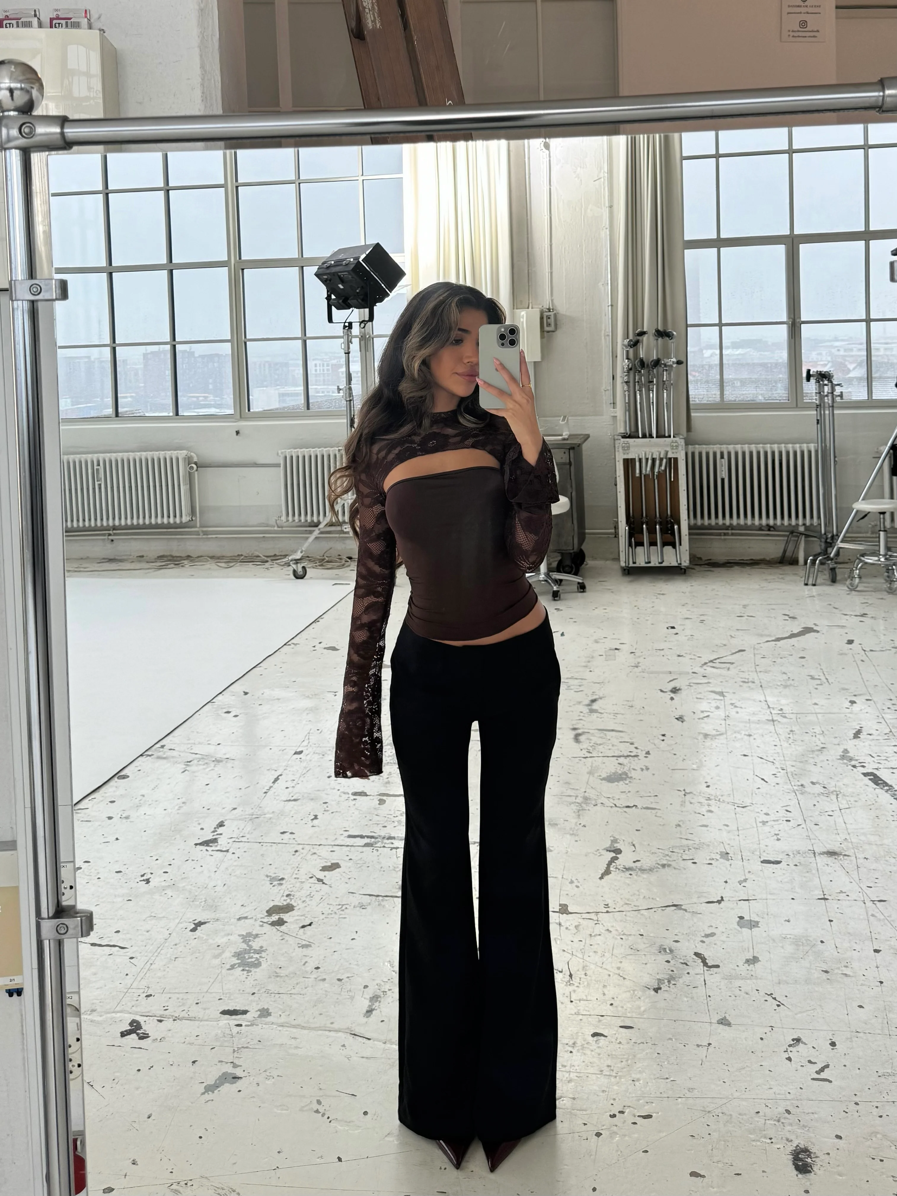 Lara lace long sleeve top - mørk brun - Image 7