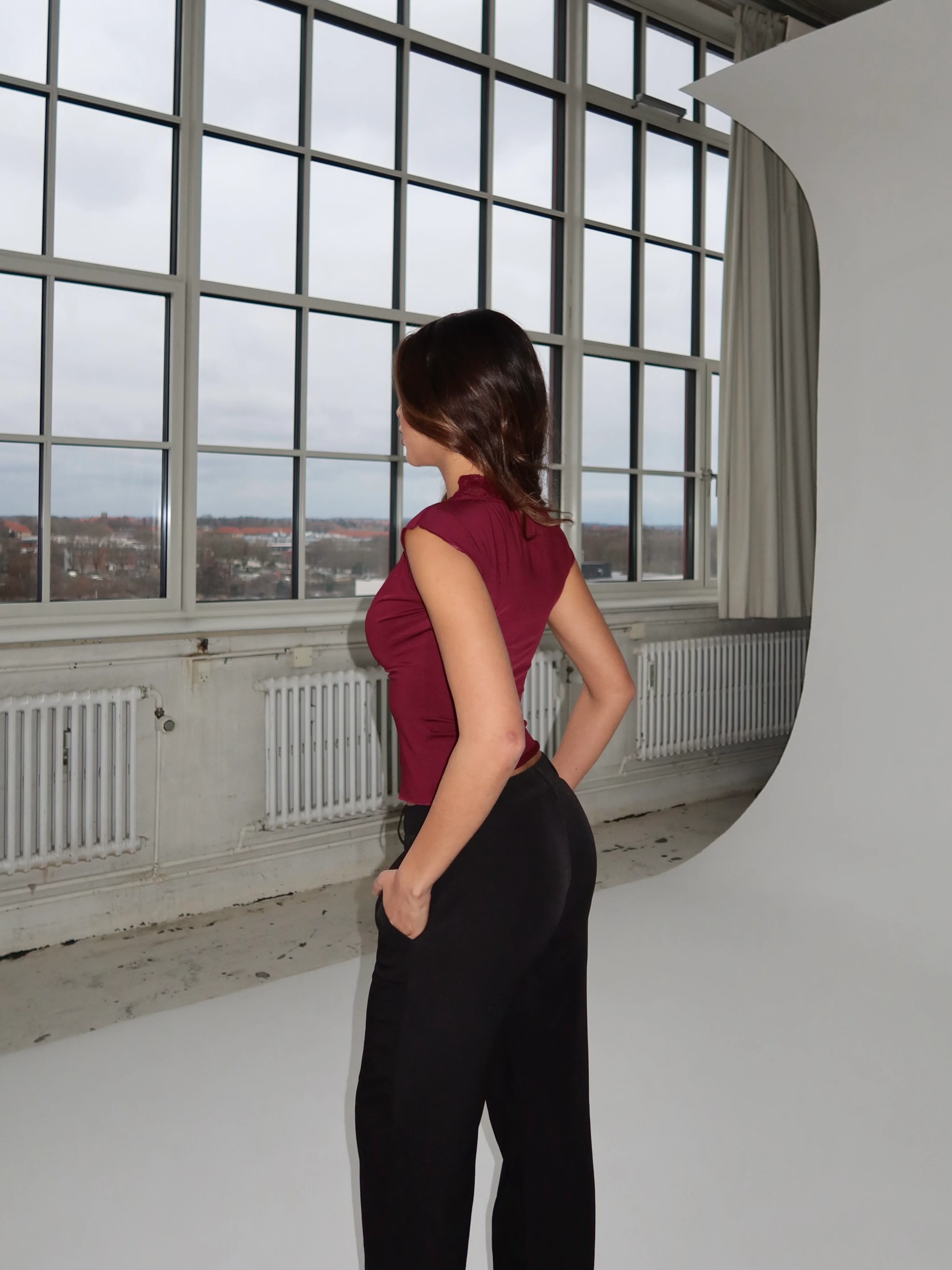 Pretty Luna basic tee - bordeaux - Image 2